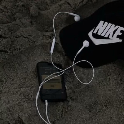 火爆全网的丧气系列背景图