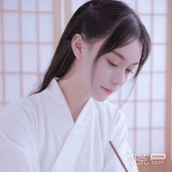 长发最潮阳光文艺微信女生头像