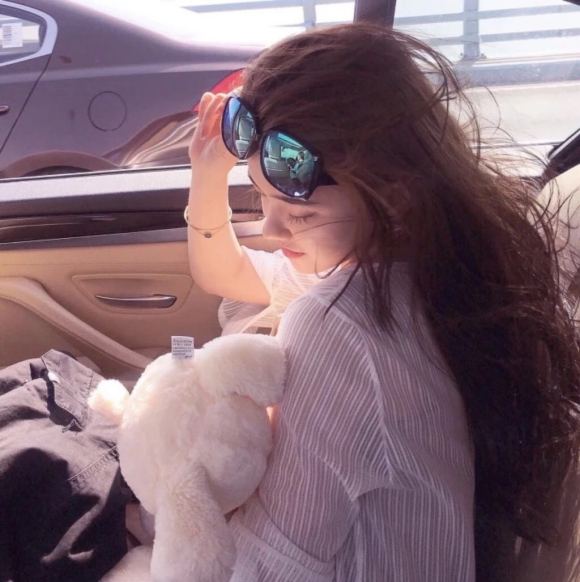 微信深沉成熟女生头像