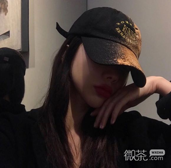 微信长发性感阳光女生头像