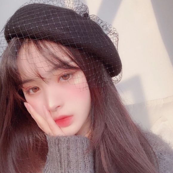 微信深沉成熟女生头像