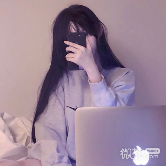 微信长发性感阳光女生头像