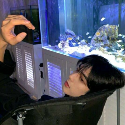 优质风格微信男头