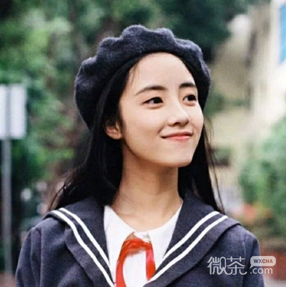微信简单文艺时尚女生头像