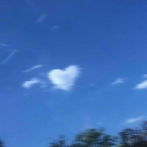 唯美原宿风空间背景图