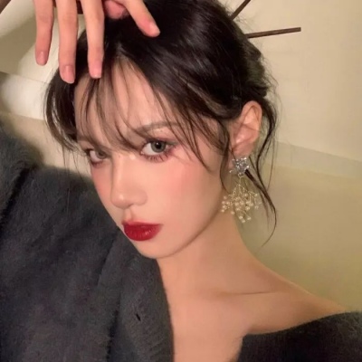 ins清新时尚气质魅力风精致女头