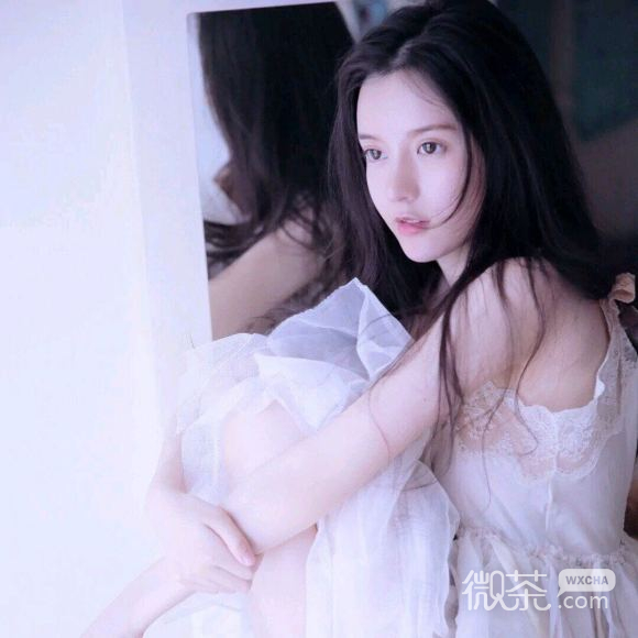 成熟文艺深沉阳光女生头像
