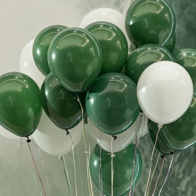 唯美绿色系治愈背景图