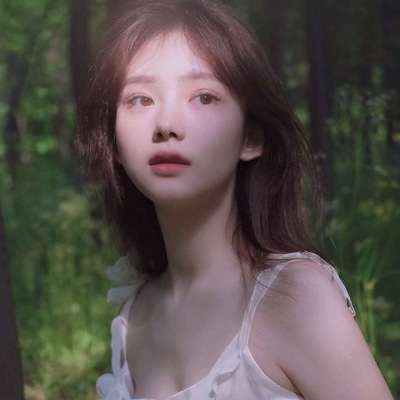 温柔清新唯美集于一身的女头像