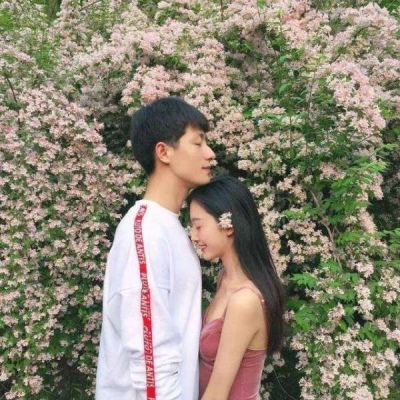 真人一对两张清新可爱情头