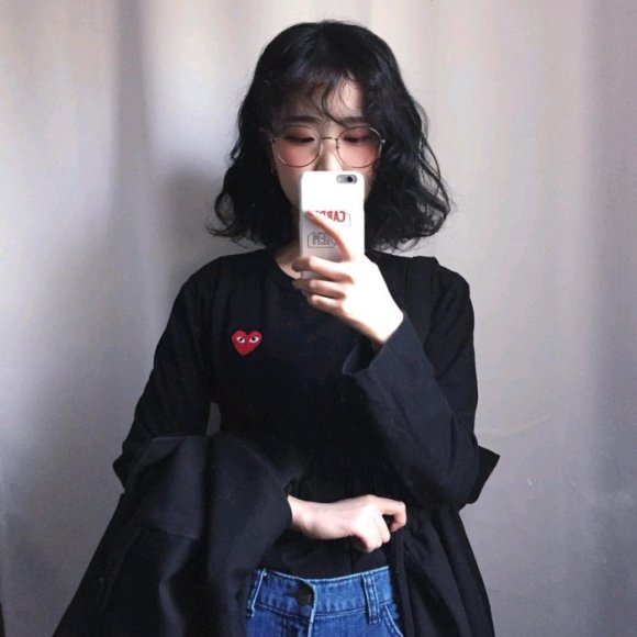 文艺最潮洒脱阳光女生头像