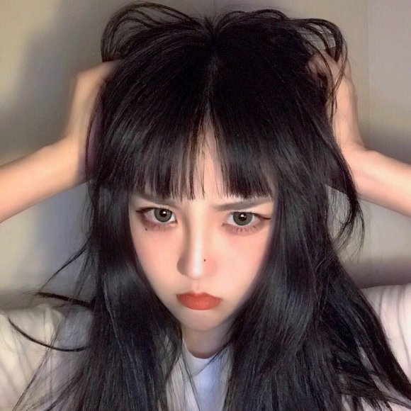 文艺最潮洒脱阳光女生头像