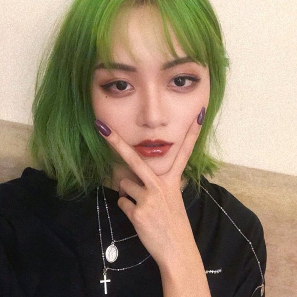 文艺清纯性感微信女生头像