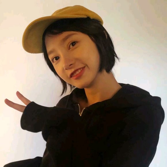 文艺最潮洒脱阳光女生头像