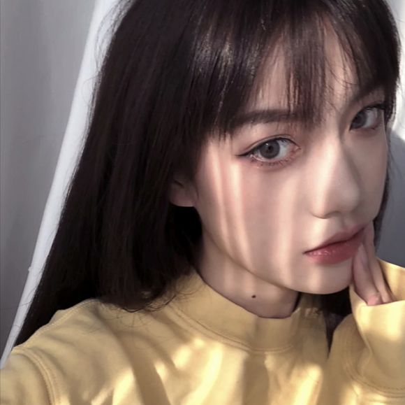 清新洒脱文艺微信女生头像