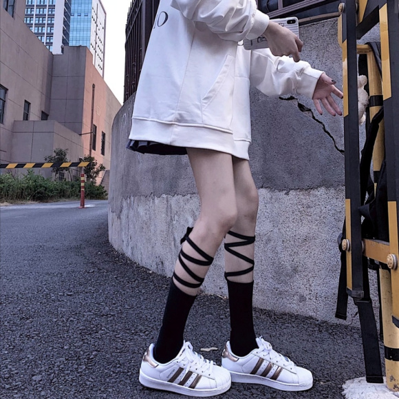 清新洒脱文艺微信女生头像