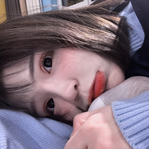 微信好看文艺阳光女生头像