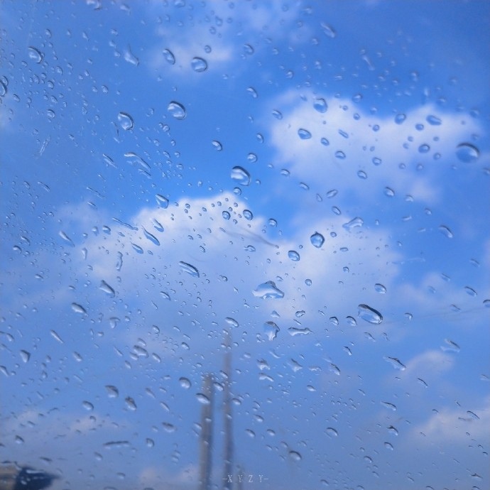 微信清新治愈系天空朋友圈配图