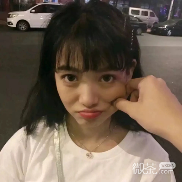 微信成熟清新女生头像