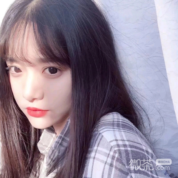 俏皮文艺深沉女生头像