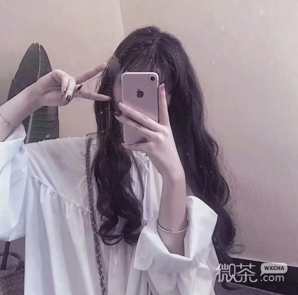 微信成熟清新女生头像