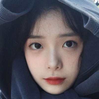 小清新短发可爱另类女生头像