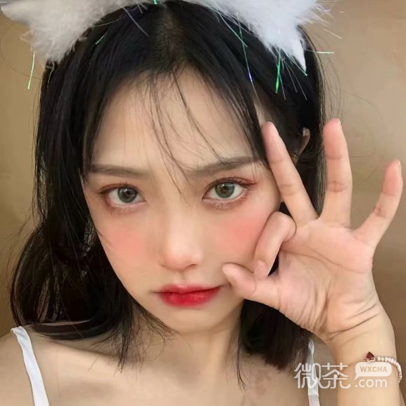 洒脱文艺长发微信女生头像