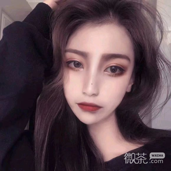 微信时尚御姐女生头像