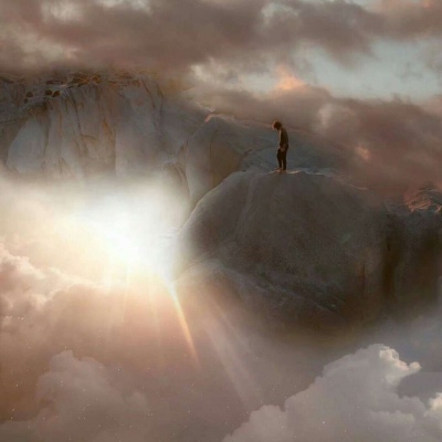 个性梦幻唯美紫色天空背景图