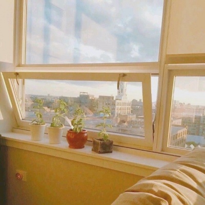 黄色唯美意境小清新背景图