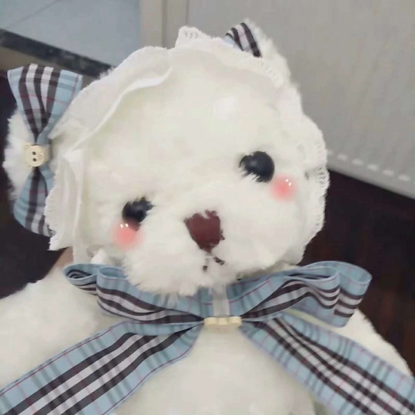 炒鸡可爱少女心der玩偶背景图