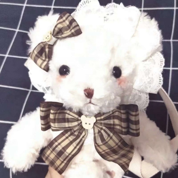 炒鸡可爱少女心der玩偶背景图