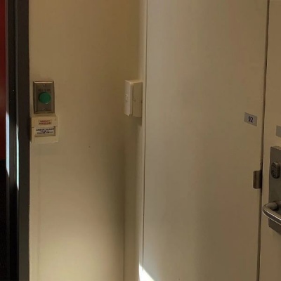 简约橘色系朋友圈背景图
