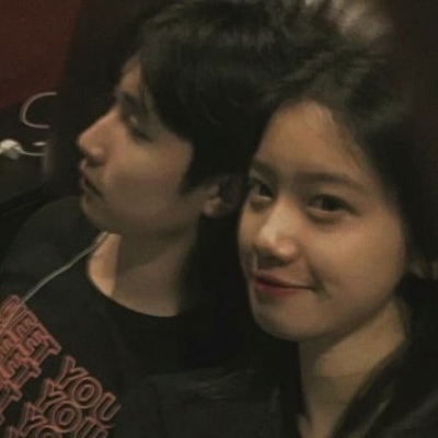 情侣头像一对两张真人唯美