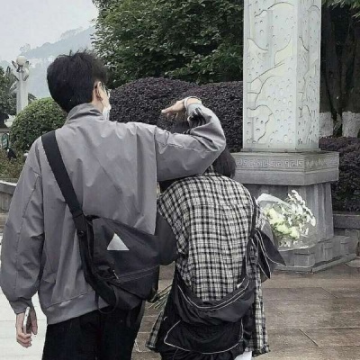 情侣头像一对两张真人唯美