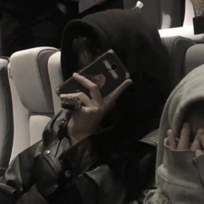 非主流可爱动漫真人一对两张情侣头像