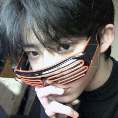 伤感颓废深沉男生头像