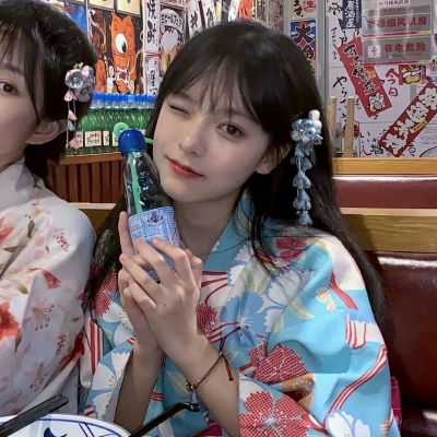 搞怪可爱闺蜜女生头像