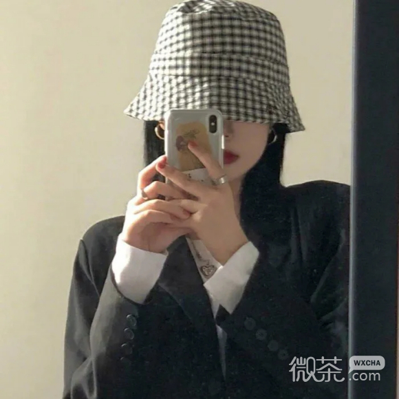 最潮干练佛系微信女生头像