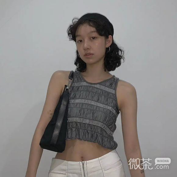 最潮冷酷迷人微信女生头像