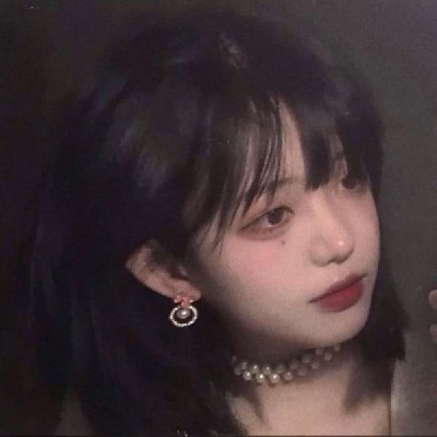 伤感时尚意境文艺性感女生头像