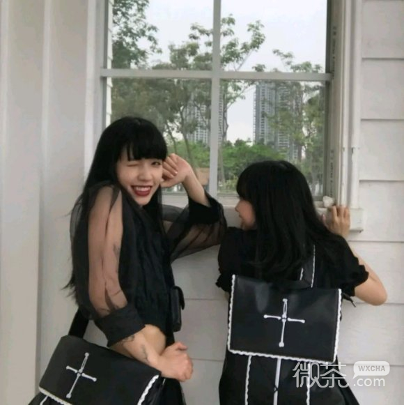 洒脱俏皮性感最潮女生头像