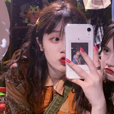 搞怪可爱闺蜜女生头像