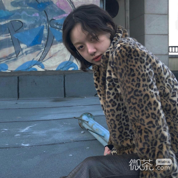 洒脱俏皮性感最潮女生头像