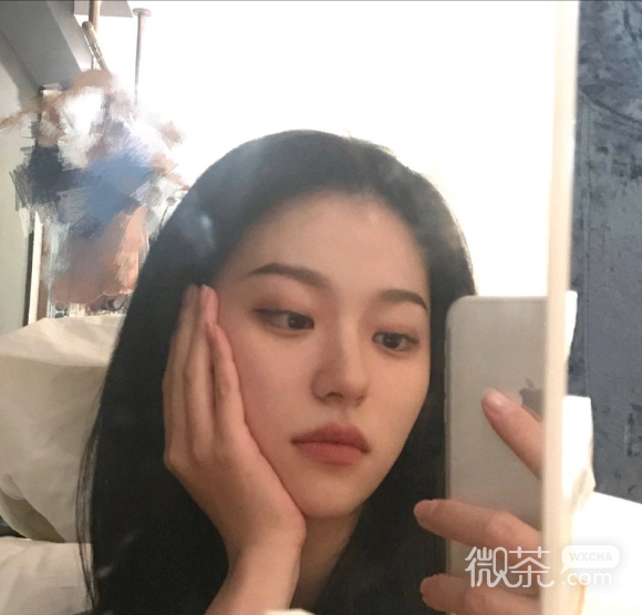 最潮冷酷迷人微信女生头像