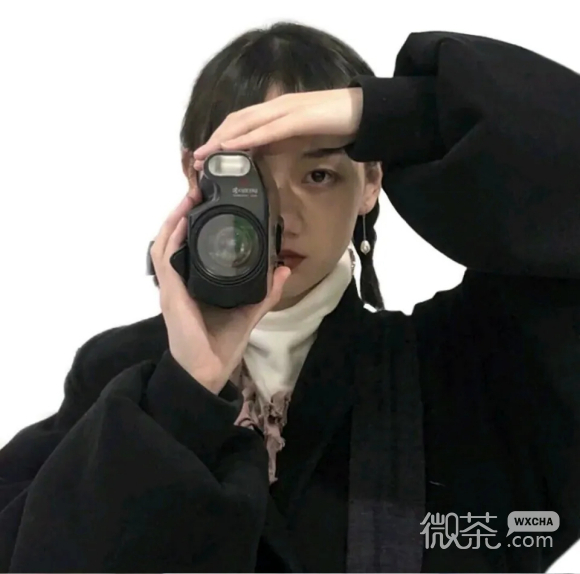 最潮干练佛系微信女生头像