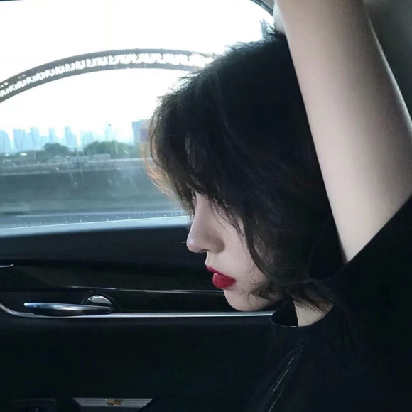 文艺唯美小清新阳光女生头像