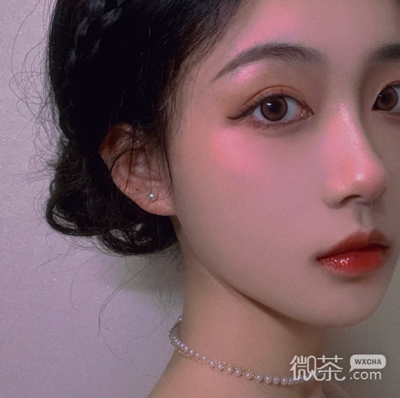 最潮快手网红微信女生头像