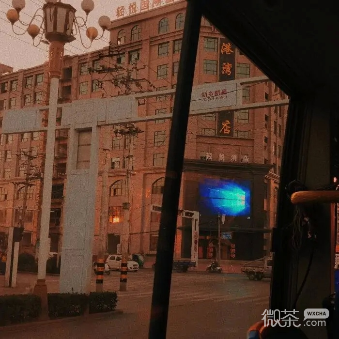微信复古橙色朋友圈配图