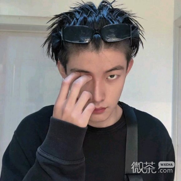 最潮阳光微信男生头像
